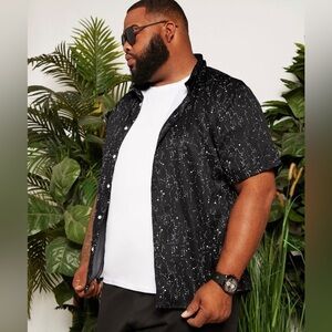 SHEIN Men’s Black and White Starry Celestial Print Button Down Shirt